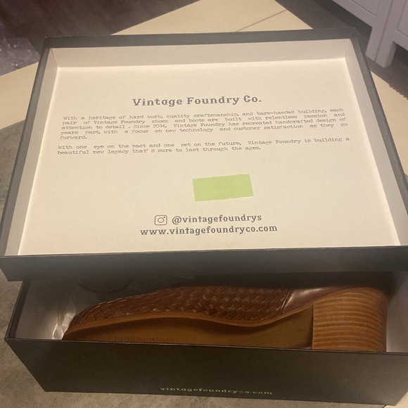 Vintage Foundry Company Leather Skylar Booties, Size 9, NIB - Picture 6 of 10